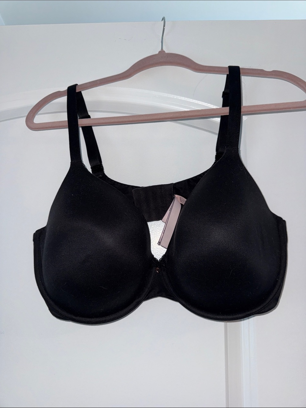 Victoria's Secret body by Victoria black bra